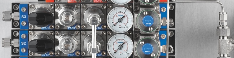 Swagelok calibration and switching module (CSM)